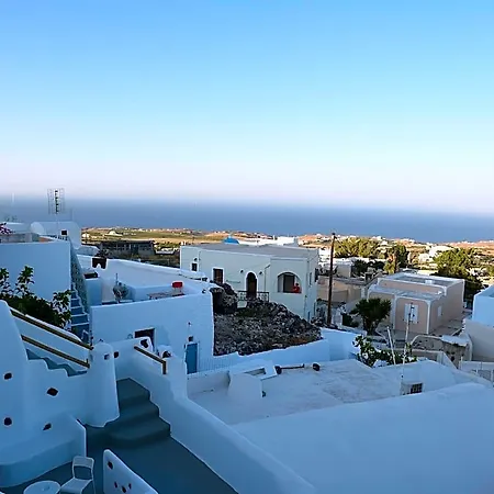 Ξενοδοχείο Manias Fira Residences 2*