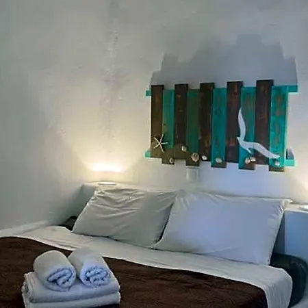 Manias Fira Residences