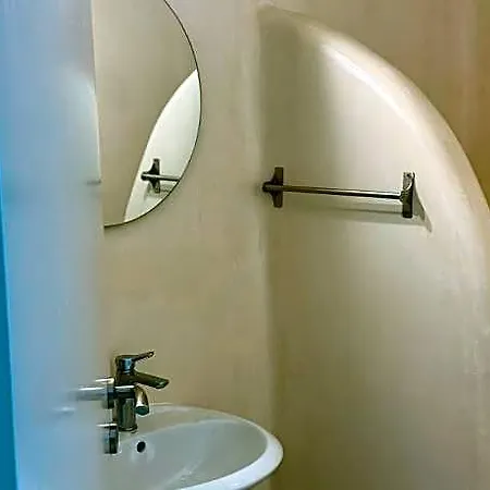 Ξενοδοχείο Manias Fira Residences Santorini Island