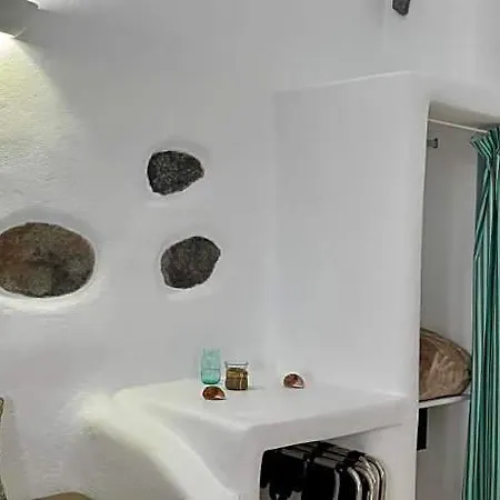 Ξενοδοχείο Manias Fira Residences