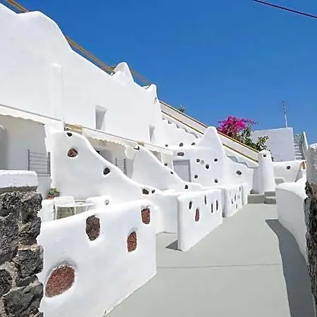Ξενοδοχείο Manias Fira Residences